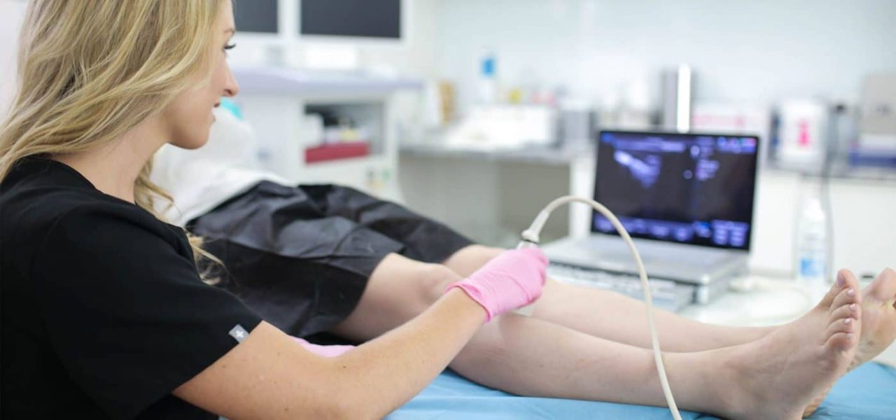 dummy-image-m What kind of doctor specializes in veins? Do dermatologists treat veins? When should I see a vascular specialist? We answer your questions about vein disease in TX.